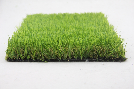 চীন 3/8&quot; গেজ ল্যান্ডস্কেপিংয়ের জন্য PE 60mm গার্ডেন কৃত্রিম ঘাস সরবরাহকারী