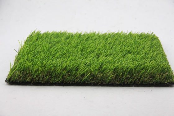 50mm উচ্চ ঘনত্ব সবুজ ঘাস প্লাস্টিক কার্পেট গার্ডেন ল্যান্ডস্কেপিং সরবরাহকারী
