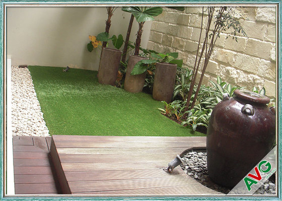 Field Green / Apple Green Garden Artificial Grass With Soft Feeling Waterproof সরবরাহকারী